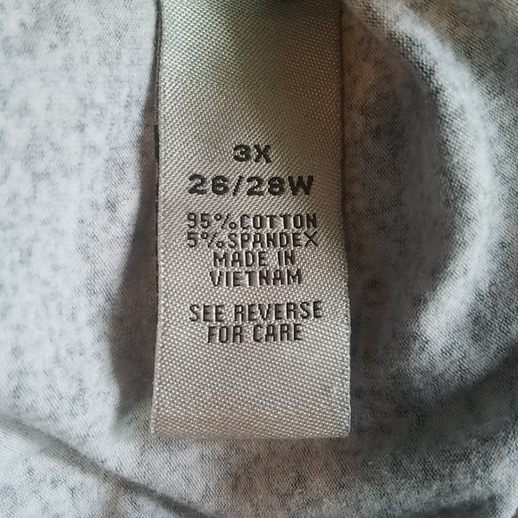 Plus Top - Picture 4 of 4